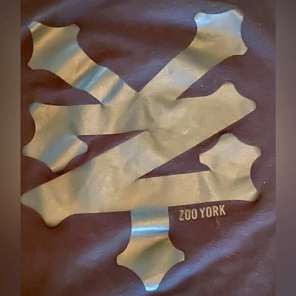 Zoo York Black with Logo Graphic Monochromic Short Sleeve T-shirt size Medium - Picture 2 of 4